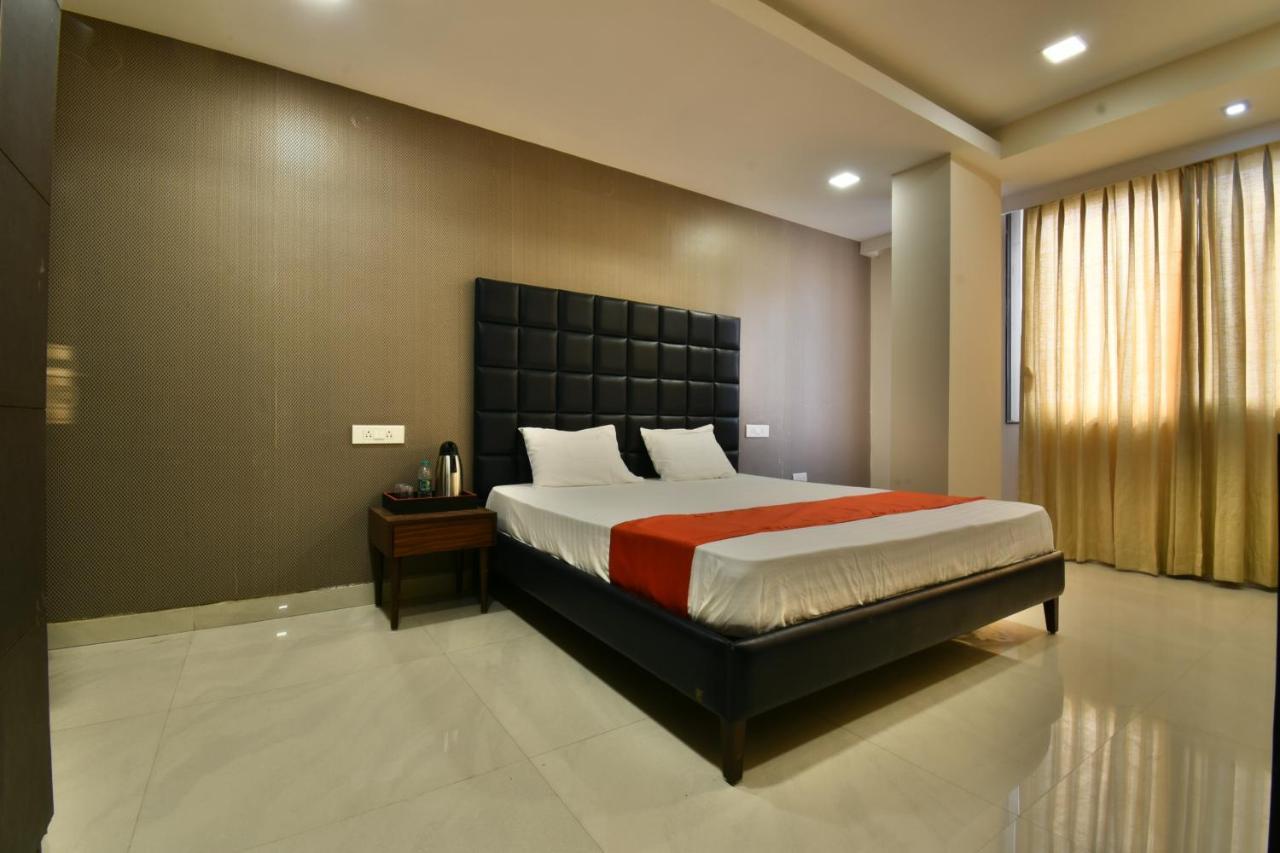 The Clovers Inn Patna  Luaran gambar