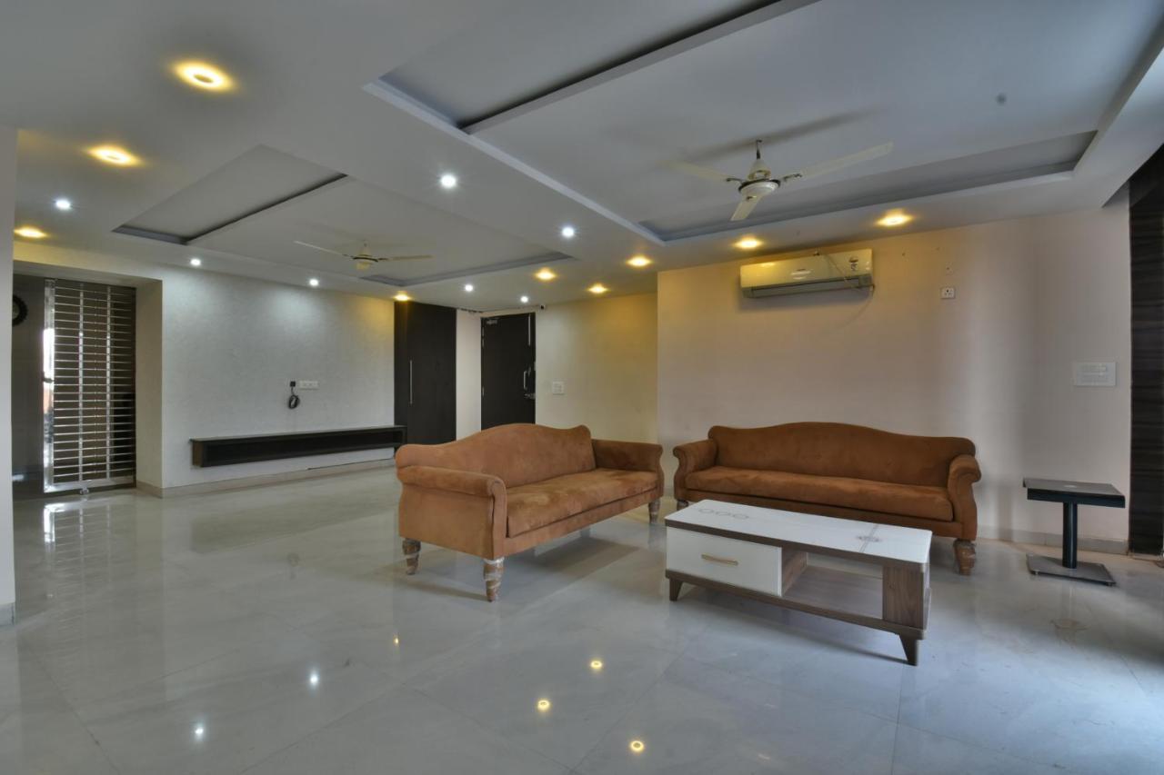 The Clovers Inn Patna  Luaran gambar